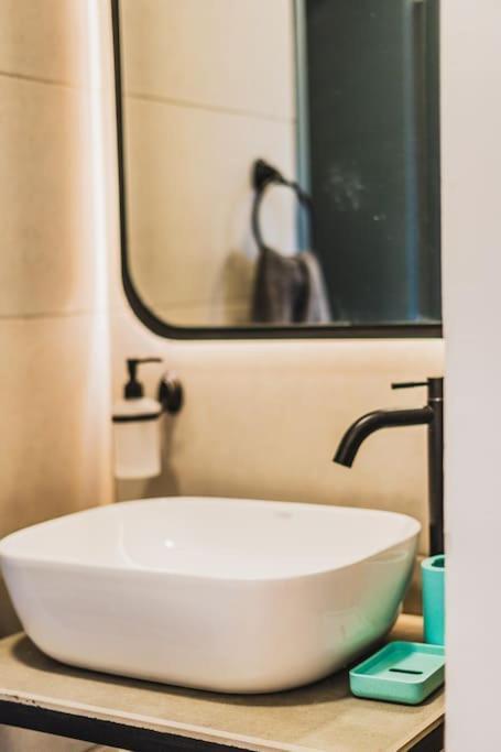 Bocagrande Houstel Ctc Small Apartment *